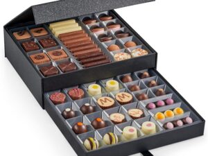 【Flash Sale】Hotel Chocolat Classic Cabinet 600g - Assortment of 61 Milk, White and Dark Chocolates - Large Chocolate Gift Box for Birthday