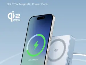 UGREEN 10000mAh Qi2 25W Magsafe Power Bank Wireless Charging Fast charging MagFlow Powerbank Built in Type-C Cable for iPhone 17 Series iPhone 16 Pro Max Qi2.2 Version