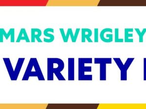 Bulk Mixed Chocolate Gift Box, containing M&M's Peanut Chocolate Candies, Snickers, Twix, Maltesers, Bounty, 1.4 kg。