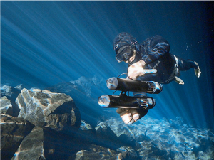 Waydoo Subnado Underwater Scooter Black and Red Special Version