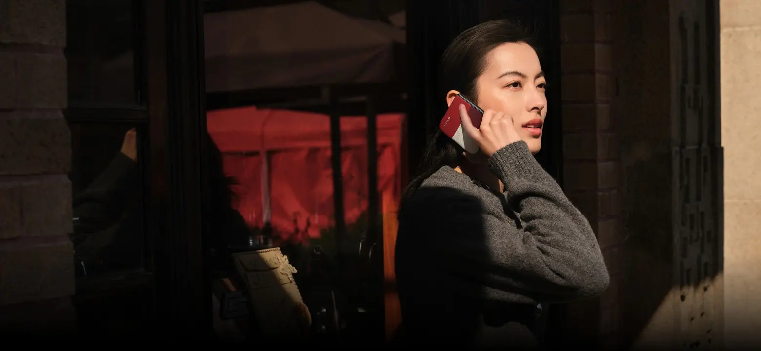 Pura X – Foldable featured 16:10 display smartphone