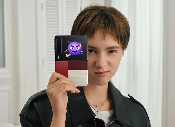 Pura X – Foldable featured 16:10 display smartphone