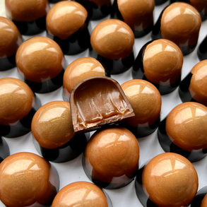 【Limited-Time Offer】18 Premium Chocolate Truffles