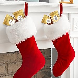 Ferrero Rocher Premium Hazelnut Milk chocolate squares. Valentine's Day Chocolate Gifts. 10 Pieces. 3.7 oz